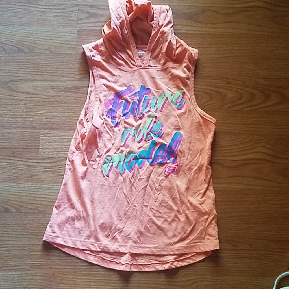 Skechers "future role model" shirt